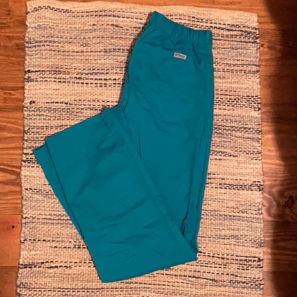 Grey’s Anatomy scrub pants